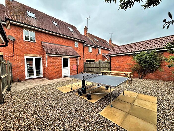 5 Bedroom House To Rent In Hatcher Crescent, Colchester, CO2