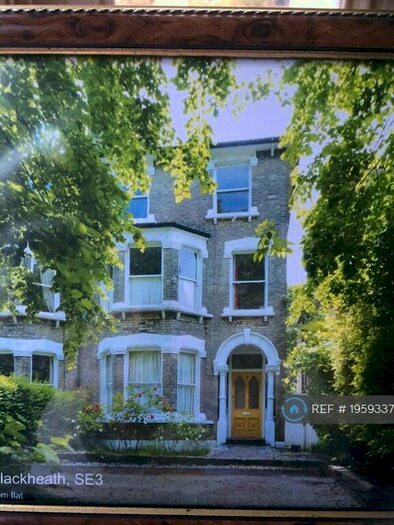 2 Bedroom Flat To Rent In St Johns Park, London, SE3