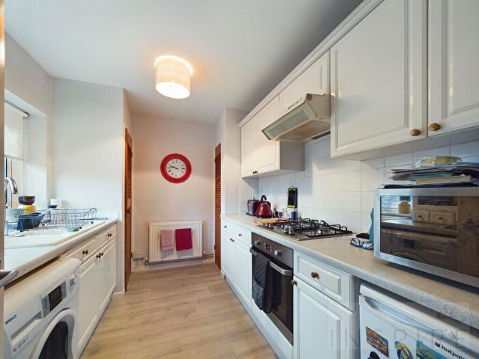 2 Bedroom Apartment To Rent In Gales Drive, Crawley, RH10