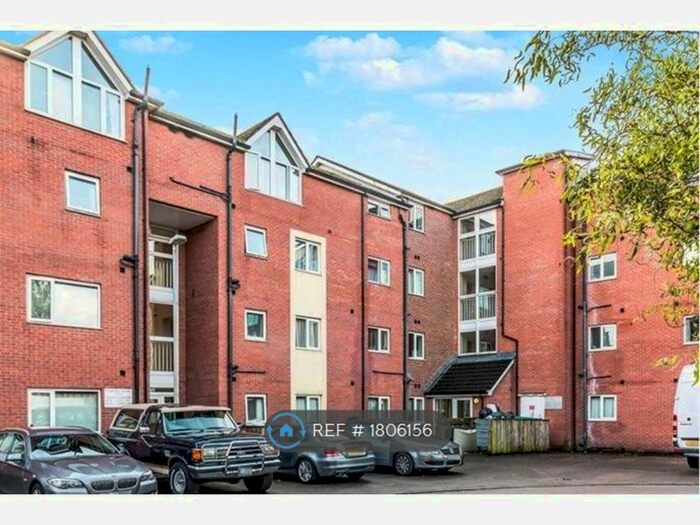 2 Bedroom Flat To Rent In Sugar Mill Square, Salford, M5