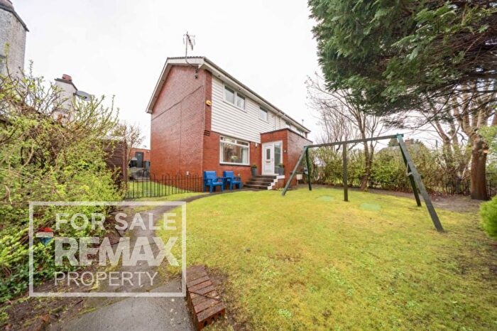 3 Bedroom Semi Detached House For Sale In East Main Street, Uphall, EH52