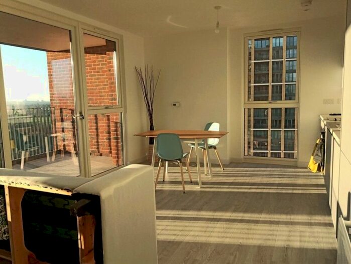 1 Bedroom Flat To Rent In Shearwater Drive, London, NW9