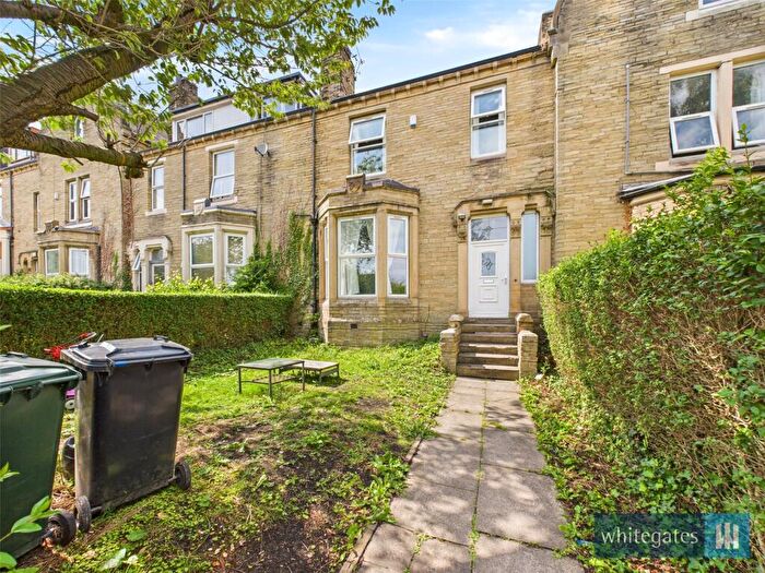 5 Bedroom Terraced House For Sale In Easby Road, Bradford, West Yorkshire, BD7