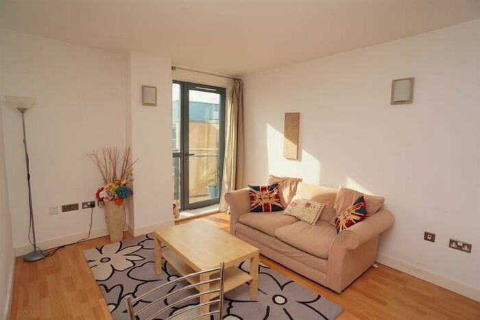 1 Bedroom Flat To Rent In West One Aspect, City Centre, Sheffield, S3