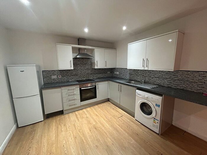 1 Bedroom Flat To Rent In High Street, West Drayton, UB7