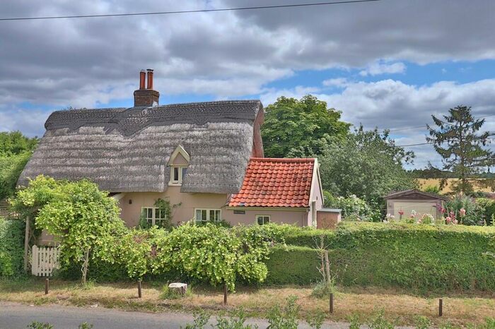 3 Bedroom Detached House For Sale In High Street, Thelnetham, Diss, IP22
