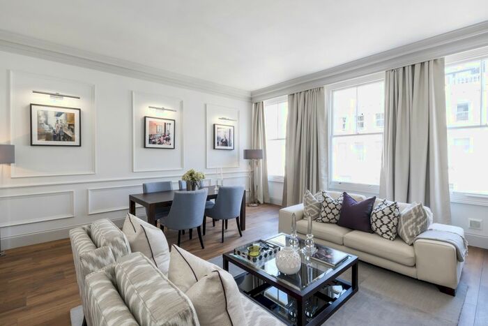 2 Bedroom Flat To Rent In Lexham Gardens, London, W8