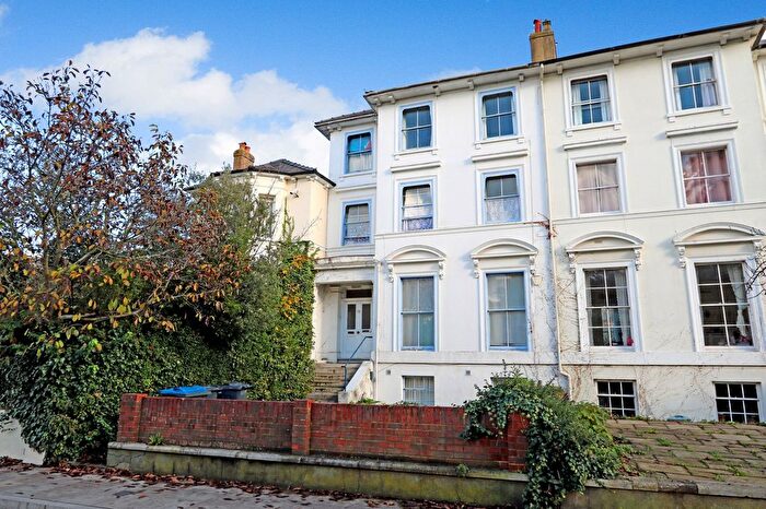 5 Bedroom Terraced House For Sale In Surbiton, KT6