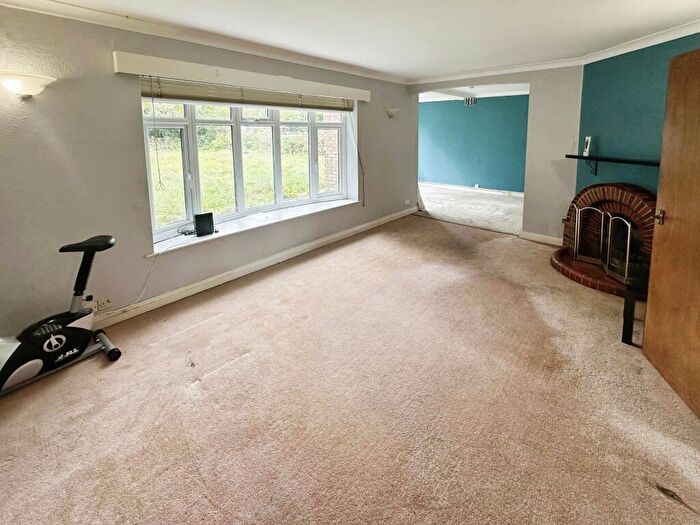 3 Bedroom Detached House For Sale In Beech Avenue, Nettleham, LN2