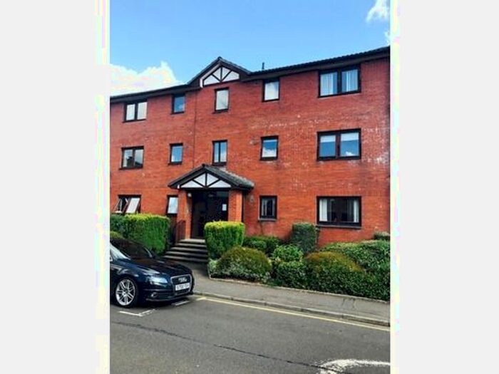 2 Bedroom Flat To Rent In John Street, Hamilton, ML3