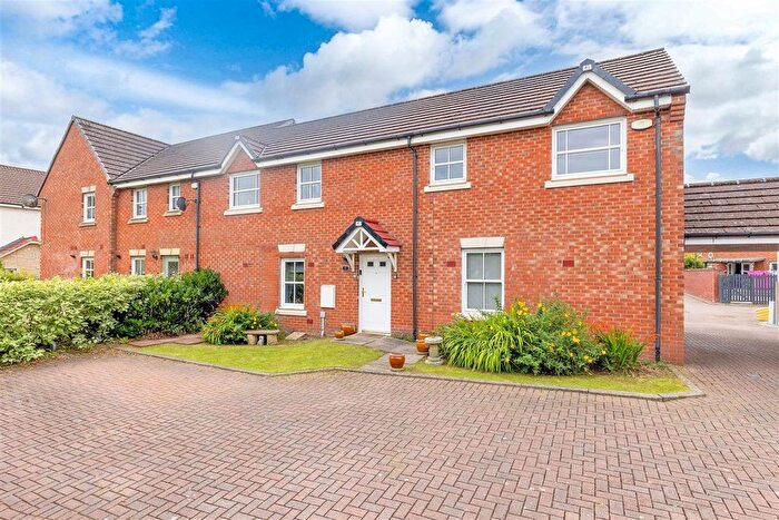 3 Bedroom Flat For Sale In Tollbraes Road, Bathgate, EH48