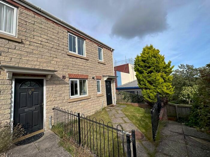 3 Bedroom Semi-Detached House To Rent In Ivyway, Pelton, Chester Le Street, DH2