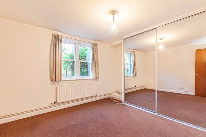 2 Bedroom Flat To Rent In St Thomas St, Central Oxford, OX1