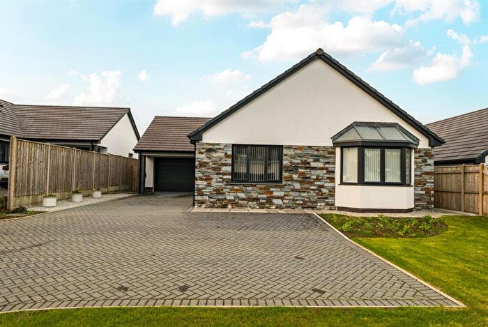 3 Bedroom Bungalow For Sale In Parkham, EX39