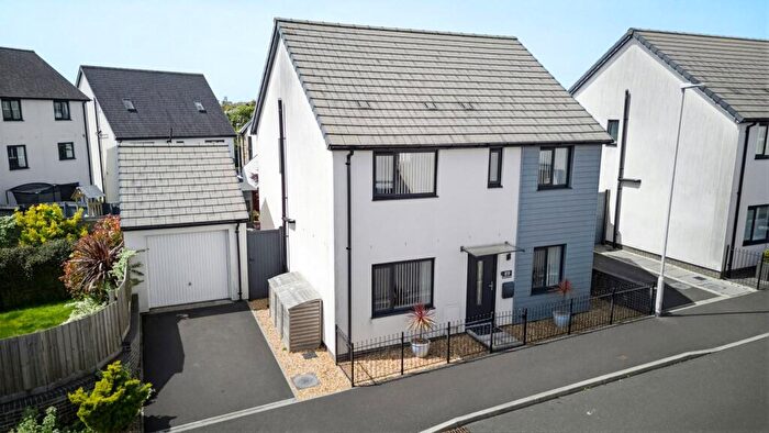 4 Bedroom Detached House For Sale In Kilmar Street, Plymouth, Devon, PL9