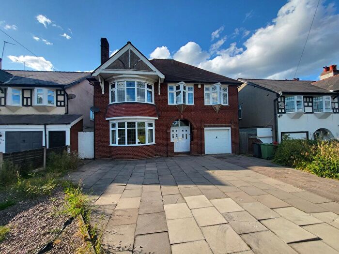 5 Bedroom House To Rent In Hagley Road, Hayley Green, B63