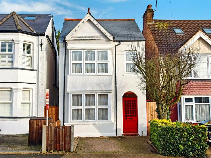 4 Bedroom Detached House For Sale In Salisbury Road, Harrow, HA1