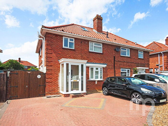 3 Bedroom Semi-Detached House For Sale In Pople Street, Wymondham, NR18