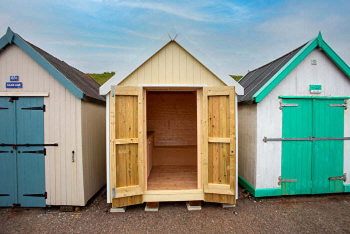 Chalet For Sale In Beach Hut, IP11