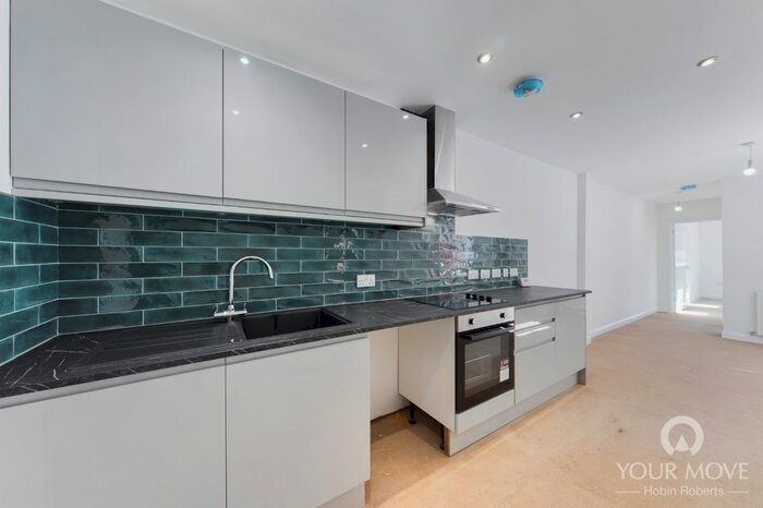 2 Bedroom Flat To Rent In Gray Street, Northampton, NN1