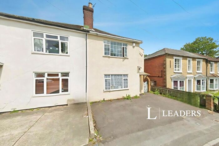 4 Bedroom Semi-Detached House For Sale In Spring Crescent, Southampton, Hampshire, SO17
