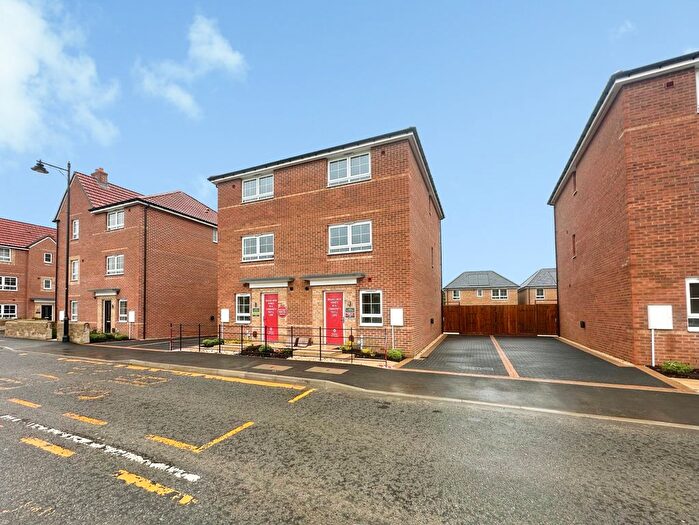 3 Bedroom Semi-Detached House To Rent In Azalea Lane, Witham St. Hughs, Lincoln, LN6