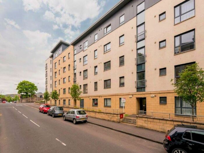 2 Bedroom Flat To Rent In Newhaven Road, Newhaven, Edinburgh, EH6