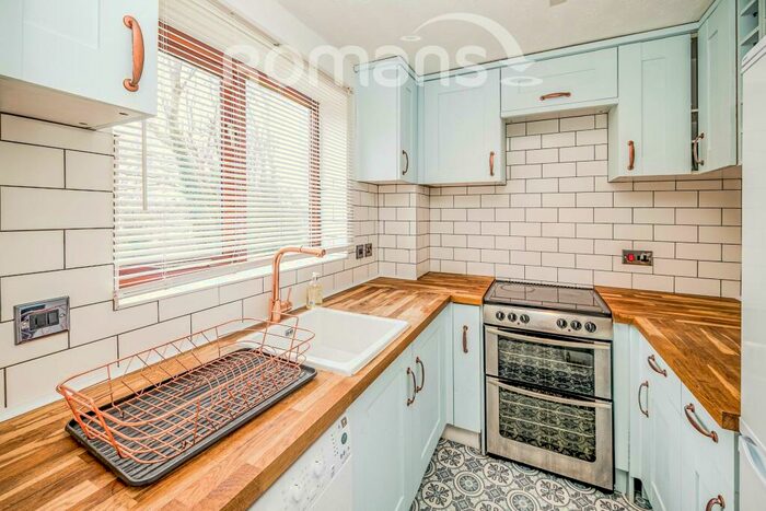 1 Bedroom Semi-Detached House To Rent In Garratts Way, HP13