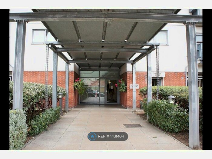 2 Bedroom Flat To Rent In Erebus Drive, London, SE28