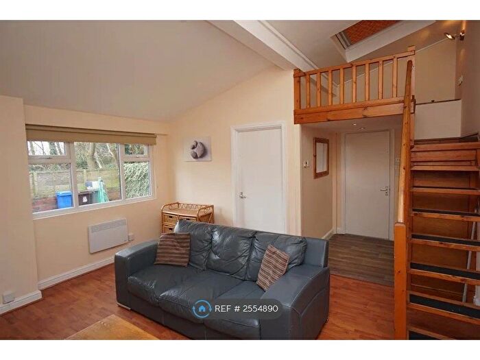 Studio To Rent In Springvale Road, Sheffield, S6