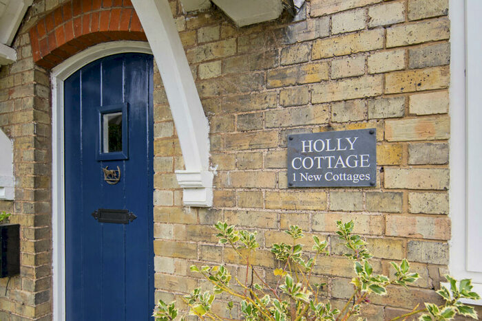 3 Bedroom Semi-Detached House For Sale In Barham Road, Buckworth, PE28