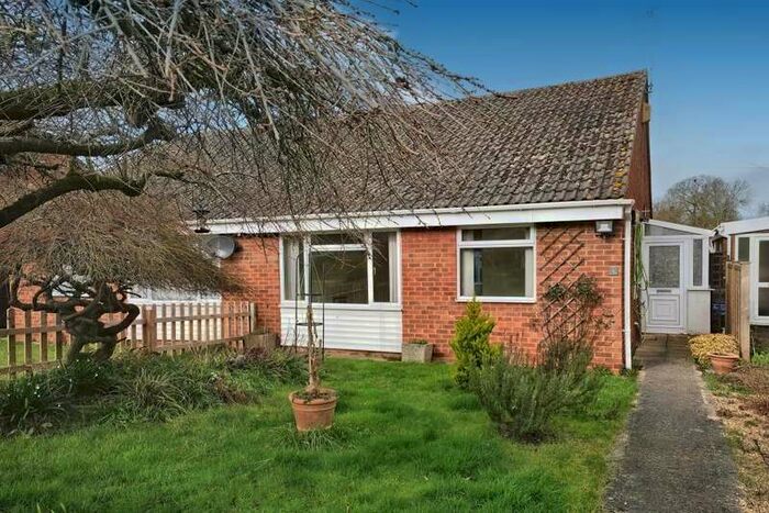 2 Bedroom Bungalow To Rent In The Crofts, Newent, GL18