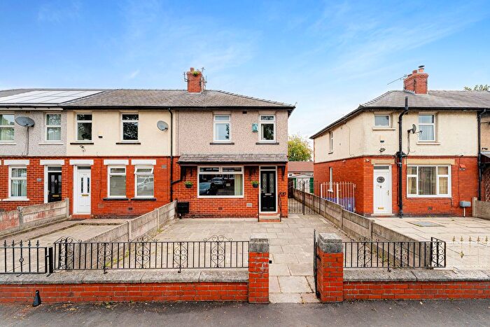 2 Bedroom Semi-Detached House For Sale In Hope Carr Road, Leigh, WN7