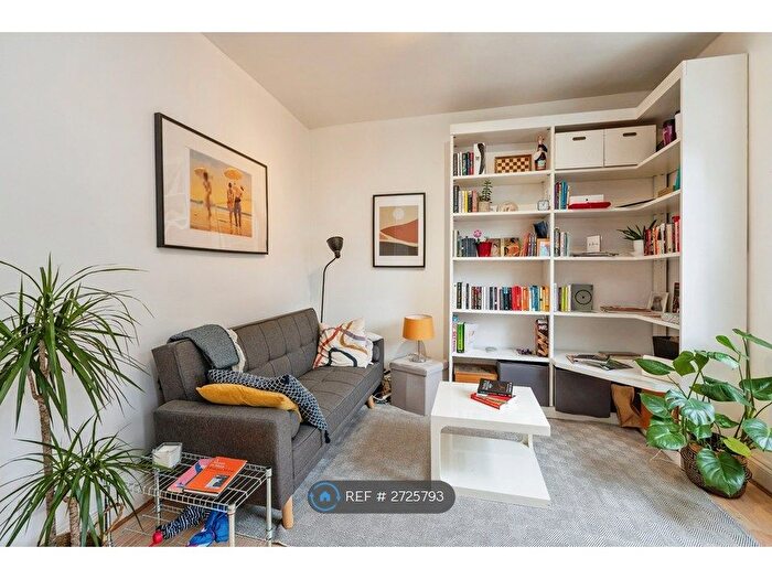 1 Bedroom Flat To Rent In Caledonian Road, London, N7