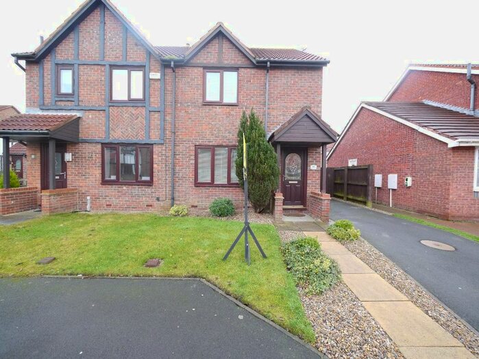3 Bedroom Semi-Detached House To Rent In Rydal Close, Killingworth, Newcastle Upon Tyne, NE12