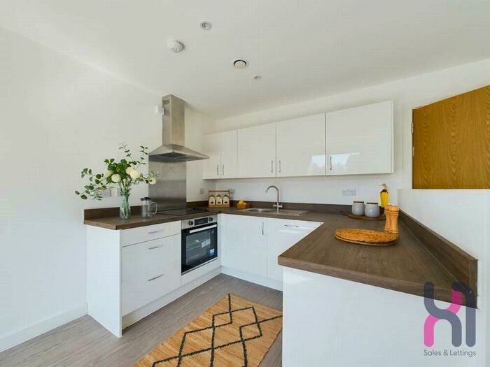 3 Bedroom House For Sale In The Landmark, Liverpool Street, Salford, M5
