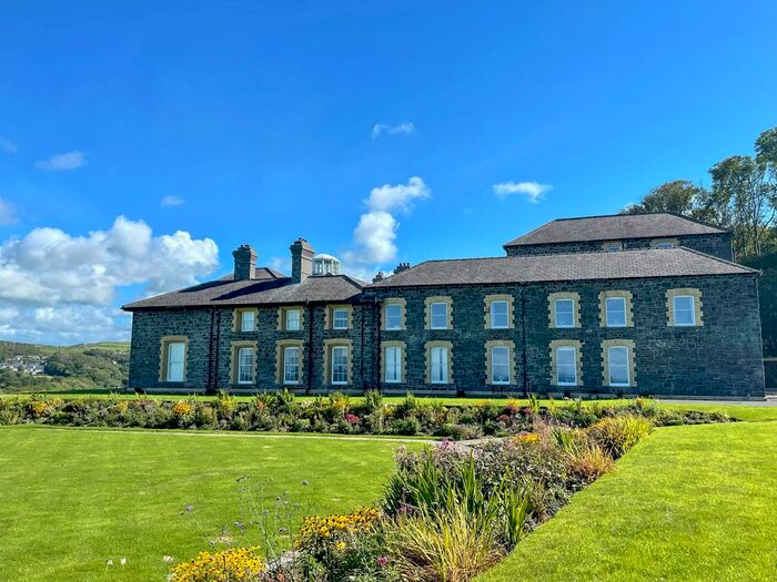 2 Bedroom Flat For Sale In Rhydyfelin, Aberystwyth, SY23