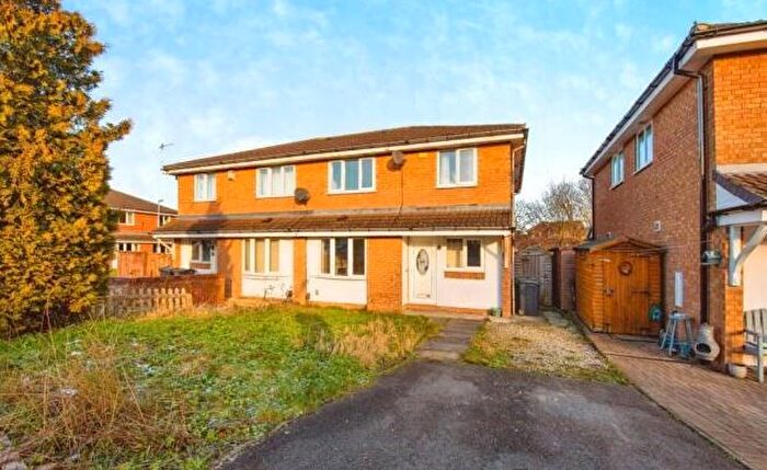 2 Bedroom Property To Rent In Redmire Close, Darlington, DL1