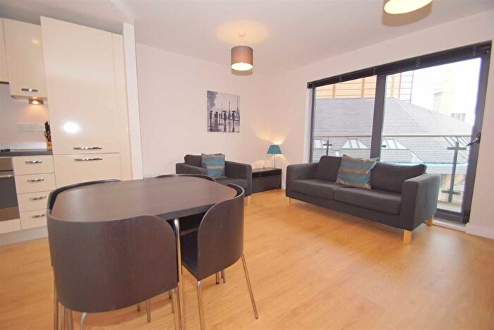 1 Bedroom Flat To Rent In St. Peters Place, Leeds, LS9