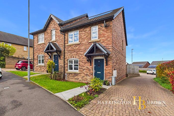 3 Bedroom Semi-Detached House For Sale In Frazer Road, Shotley Bridge, DH8