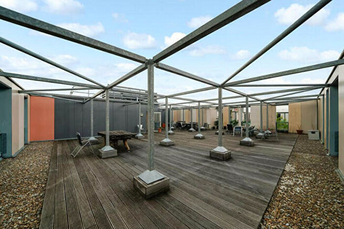 1 Bedroom Flat For Sale In Repton House, Jacks Farm Way, London, Greater London, E4