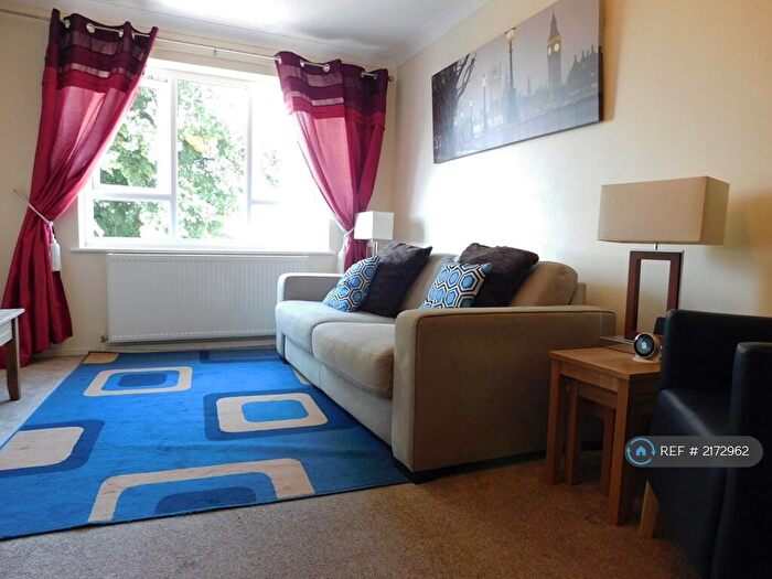 2 Bedroom Flat To Rent In St Simon Court, Norwich, NR3
