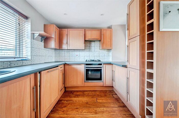 2 Bedroom Terraced House For Sale In Redshaw Close, Buckingham, Buckinghamshire, MK18