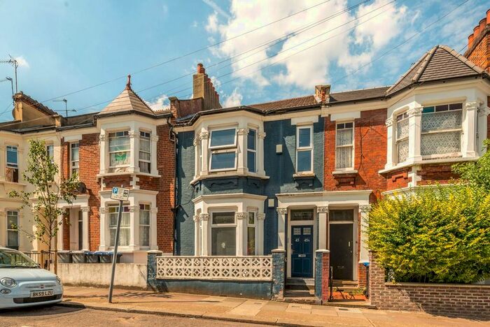2 Bedroom Flat To Rent In Burns Road, Harlesden, London, NW10