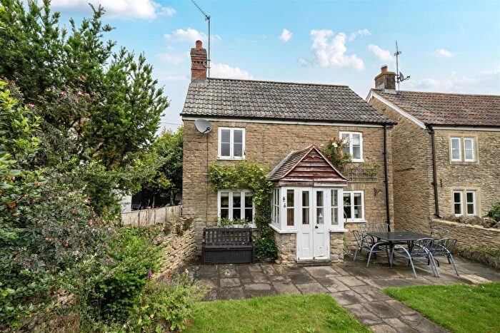 3 Bedroom Detached House For Sale In Sutton Lane, Sutton Benger, Chippenham, SN15