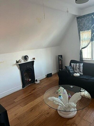 1 Bedroom Flat To Rent In Church Road, B13