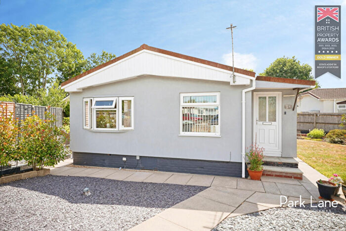 2 Bedroom Park Home For Sale In Takeley Park, Station Road, Takeley, Essex, CM22