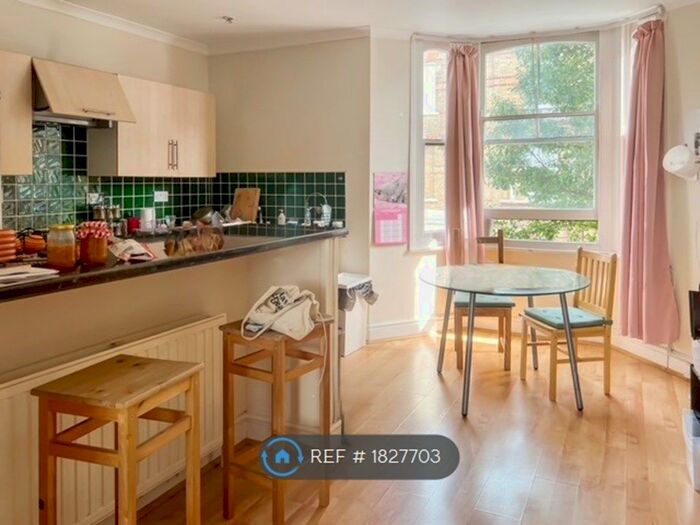 2 Bedroom Flat To Rent In Elliotts Row, London, SE11