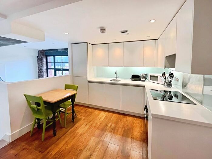 2 Bedroom Flat To Rent In Crispin Lofts, New York Road, Leeds, West Yorkshire, LS2