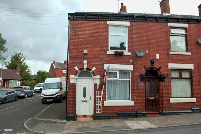 2 Bedroom Terraced House To Rent In Lees Street, Ashton-Under-Lyne, Lancashire, OL6